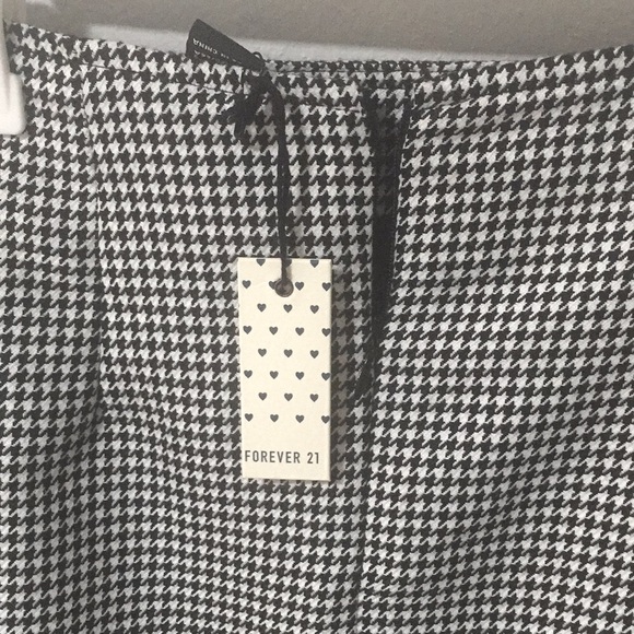 🩷3 for $20🩷 Checkered skirt NWT - Picture 8 of 9